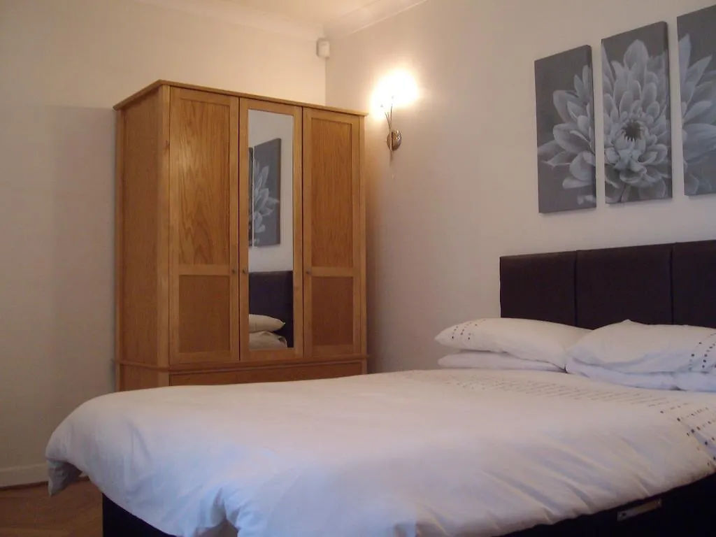 Lindhome Guest House Aberdeen